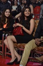 at ITA Awards red carpet in Mumbai on 4th Nov 2012 (91).JPG
